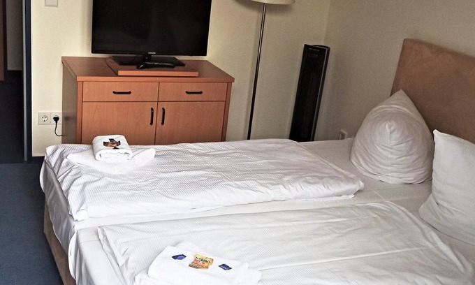 Dahme/Mark Resort | Private room ∙ 1 bedroom ∙ 2 guests