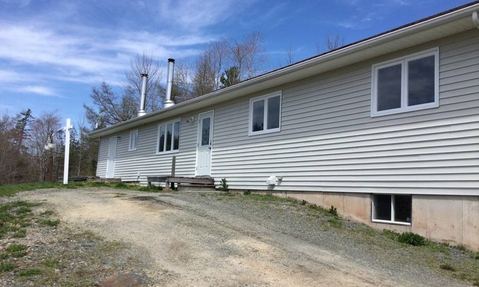 Lunenburg County Resort | Private room ∙ 1 guest