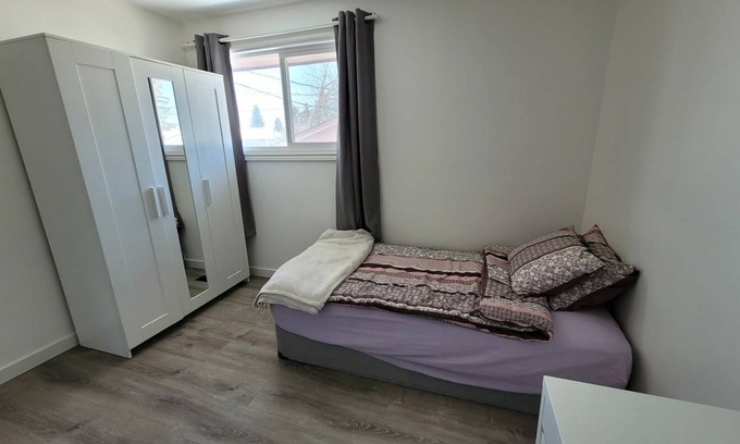 Marlborough Resort | Private room ∙ 1 guest