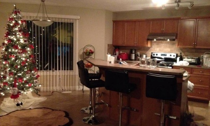Southwest Edmonton Resort | Private room ∙ 1 guest