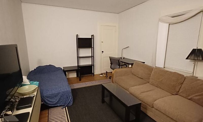 Bloomfield Resort | Private room ∙ 1 guest