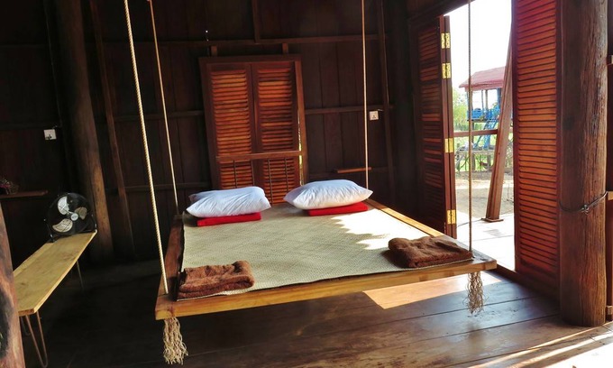 Kampong Khleang Resort | Private room ∙ 1 guest