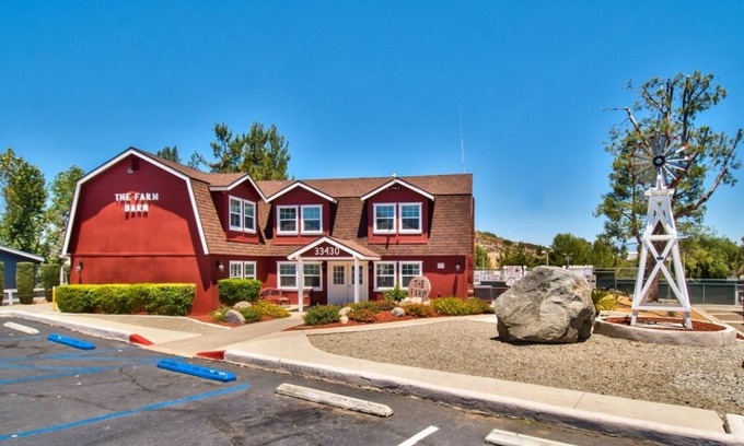 Menifee Resort | Private room ∙ 1 guest