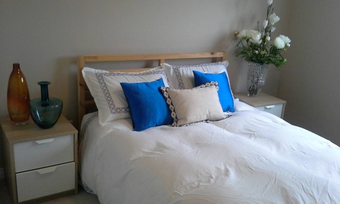 Auburn Bay Resort | Private room ∙ 2 guests