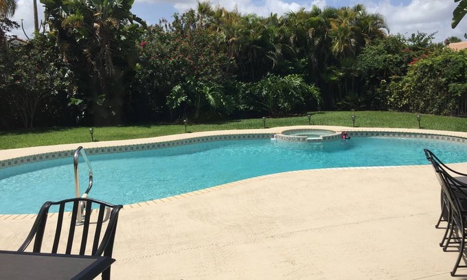 Survey Creek Resort | Private room ∙ 2 guests