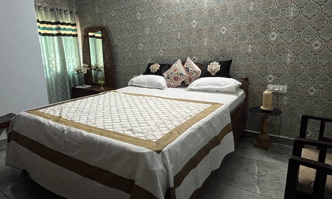 Phase 5 Resort | Private room ∙ 2 guests
