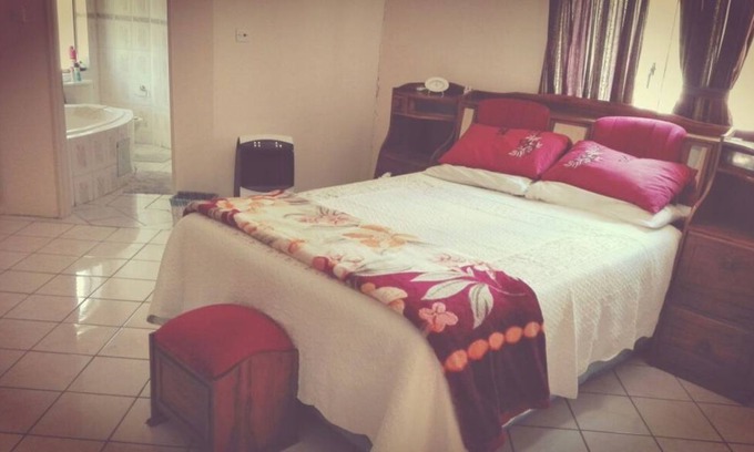 Tlokweng Resort | Private room ∙ 2 guests