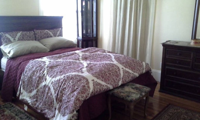 Holyoke Resort | Private room ∙ 2 guests