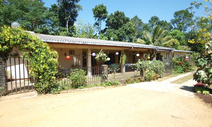 Pasbage Korale Resort | Private room ∙ 2 guests