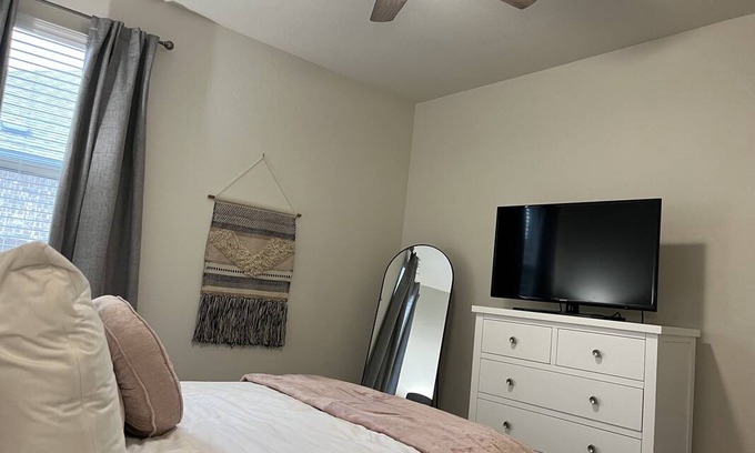 Pflugerville Resort | Private room ∙ 2 guests