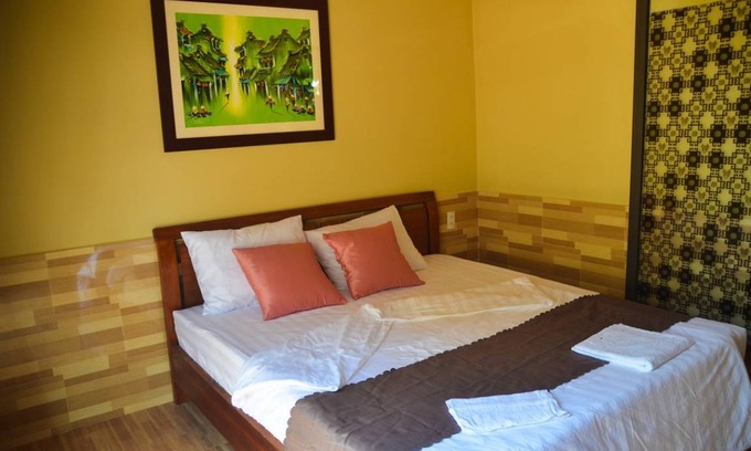 Dien Duong Resort | Private room ∙ 3 guests