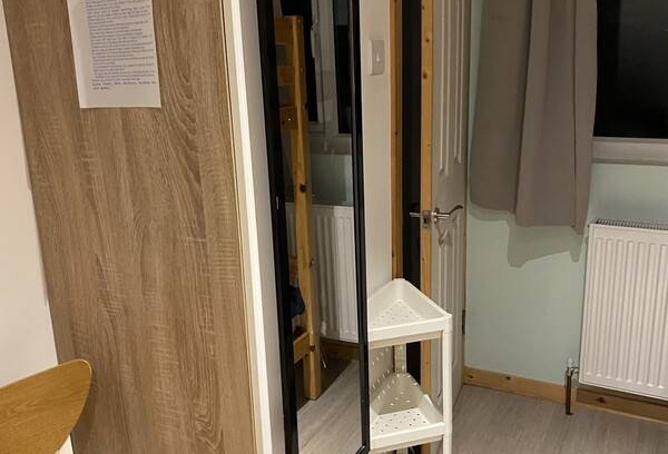 London Borough of Ealing Resort | Private room ∙ 3 guests