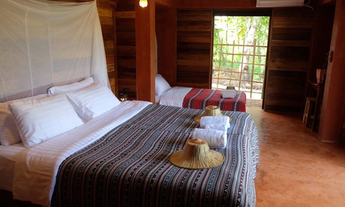 Pa Sang Resort | Private room ∙ 3 guests