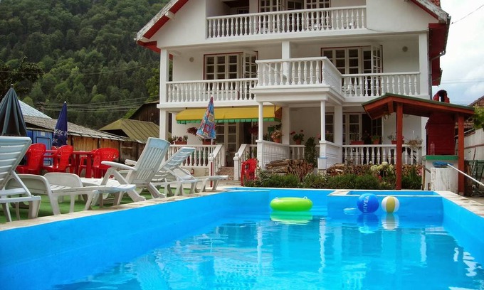 Viisoara Resort | Private room ∙ 3 guests