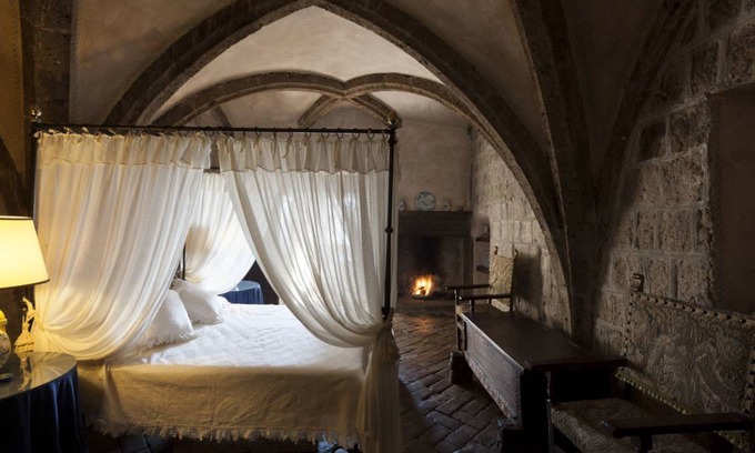 Ronciglione Resort | Private room ∙ 3 guests