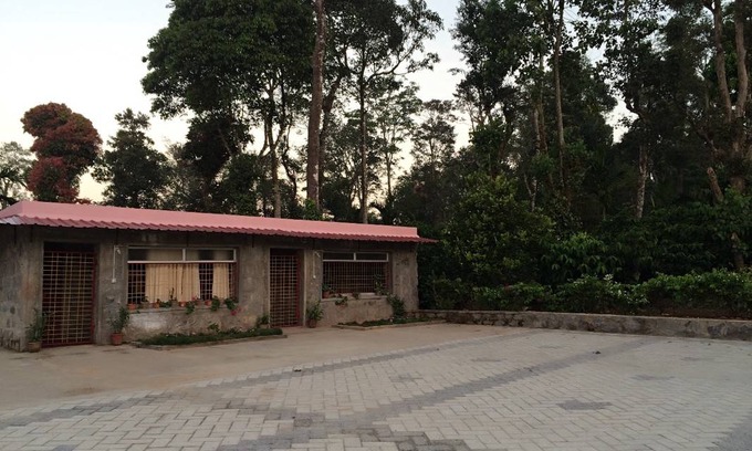 Virajpet Resort | Private room ∙ 4 guests