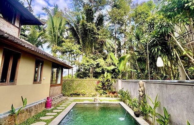 Kedewatan Resort | Private room ∙ 5 guests