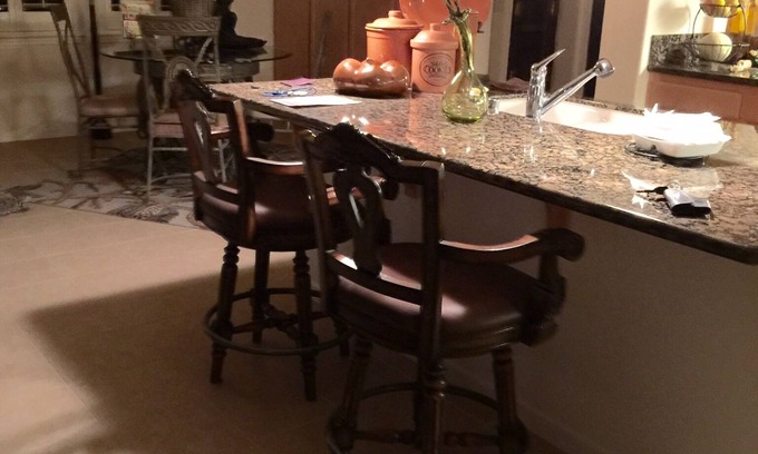 Byron House | Private room and bathroom on 1st floor of house. comfortable clean and well lit