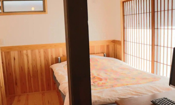 Tsu House | Private Room Double bed private room 1 hour fro / Tsu Mie