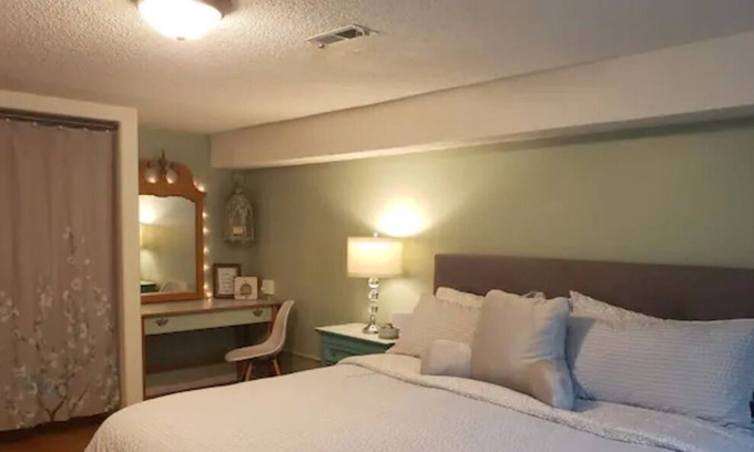 Altamont House | Private Room in home with year round heated pool and hot tub.