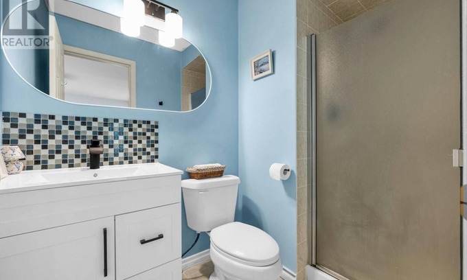 Steveston House | Private room in home Richmond, Canadan2 guests 1 bedrooms 1 in-suite bathrooms
