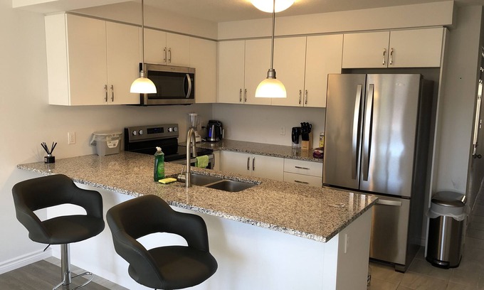 Doon South House | Private Room In Kitchener