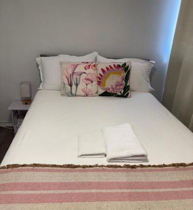 Wood Green House | Private room in North London En-suite