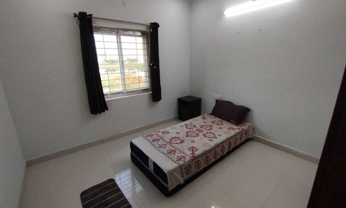 Chanda Nagar Resort | Private room ∙ 1 guest