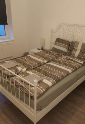 Altstadt - Sankt Sebald Apartment | "private room with sharing bathroom and kitchen