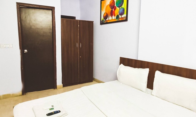 Vikaspuri House | PRIVATE ROOMS IN TODHAPUR