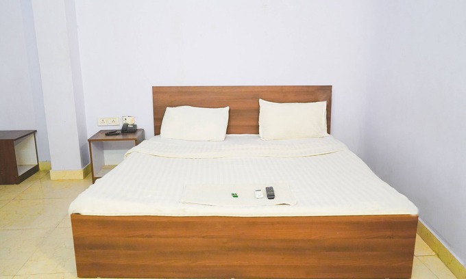 Vikaspuri Bed & Breakfast | PRIVATE ROOMS IN TODHAPUR