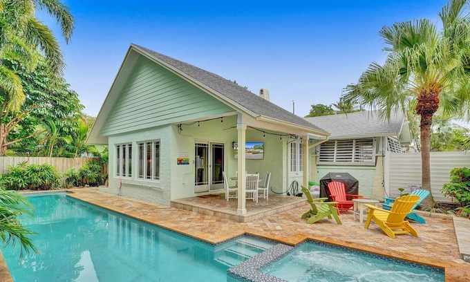 Victoria Park House | Private Salt Wtr Pool/Spa-1.4 mi FLL Art District