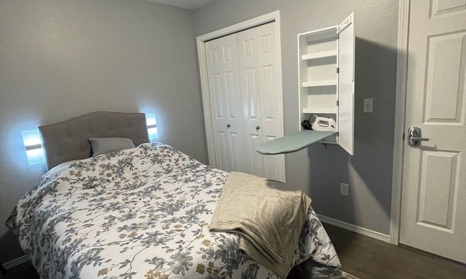 Caldwell House | Private shared home one bedroom, bathroom, Caldwell Id, 25min from Boise airport