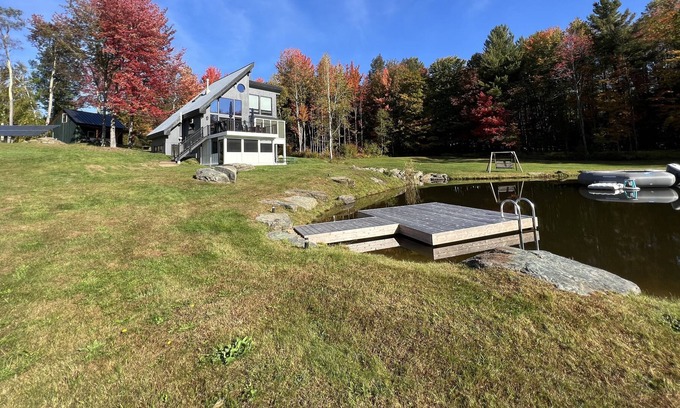 Stowe Hollow Ski Chalet | Private Ski Chalet with Breathtaking Pinnacle Views