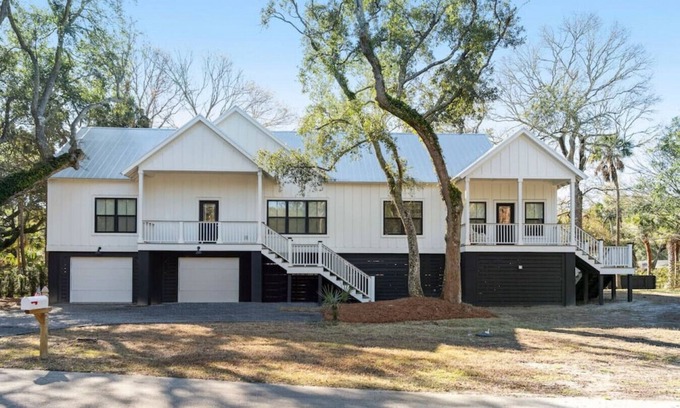 Isle of Palms House | Private Spa/Pool, Additional Suite, 2 Blocks to the Beach- The Palma