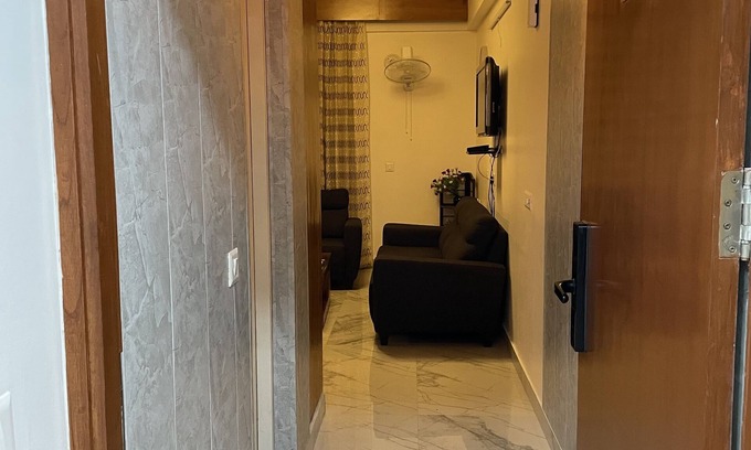 Gomti Nagar Apartment | Private Studio Apart at DLF MyPad Vibhuti Khand Gomtinagar