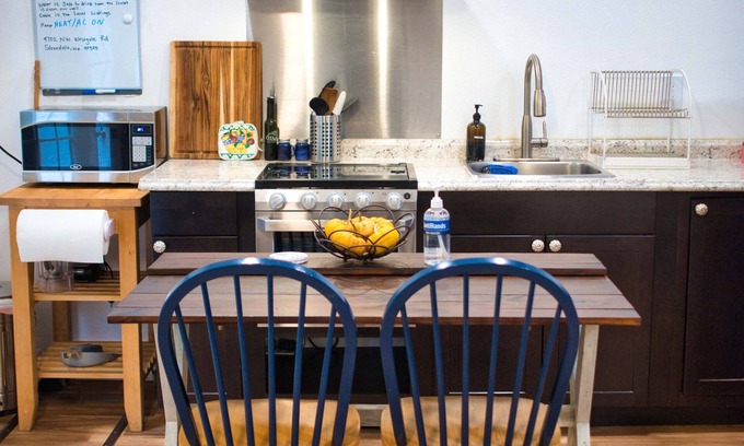 Silverdale Apartment | Private Studio on the outskirts of Silverdale