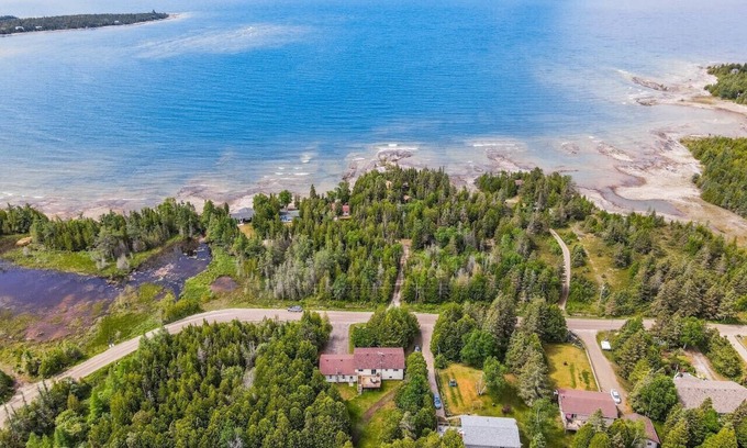 Tobermory Cottage | Private sunset getaway near Tobermory