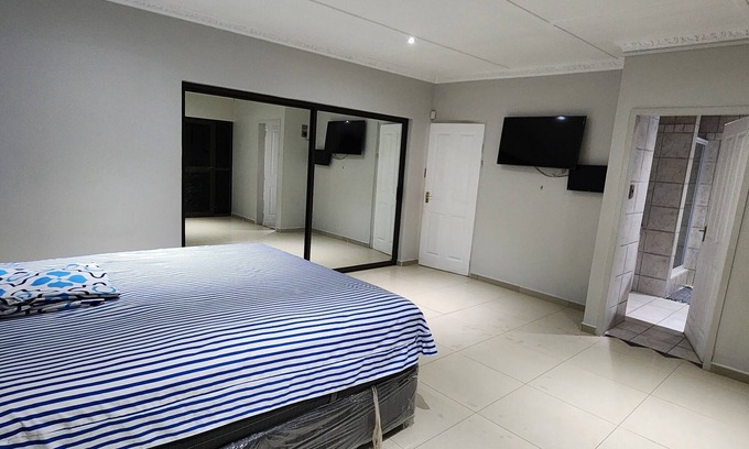 Windhoek House | Private sweet room