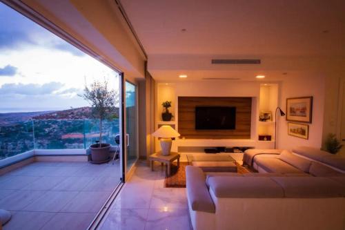 Mellieha Apartment | Private Terrace-Sea Views amd Valley Views-Sleep 6 by QuickTrips