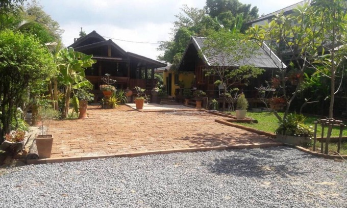 Khlong Song Ton Nun Resort | Private room ∙ 2 guests