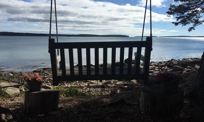 Bernard Cottage | PRIVATE WATERFRONT RETREAT MINUTES FROM ACADIA~ WEEK OF JULY 5th ~12 ON SALE NOW
