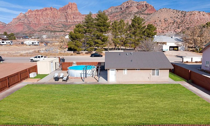 Hildale House | Private Zion Stay: Pool, Fire-pit, Red Rock Views