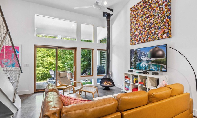 Boone Cabin | Prize-Winning Modern Home in the Mountains