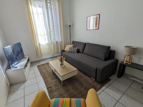 Saint-Martin Apartment | Proche du centre ville, calme, climatisé, avec 2 salles d'eau