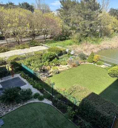 La Rochelle Apartment | Proche mer, terrasse et wifi, aux minimes