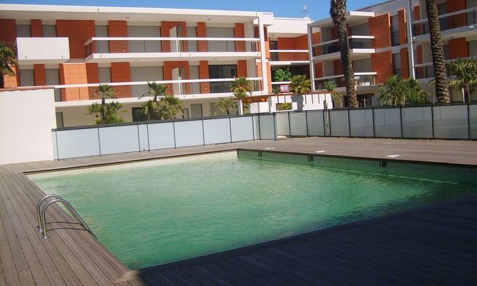 Villeneuve Loubet Beach Apartment | PROMO 2 room apartment, air conditioned, garage, WIF, 50 m from the beach