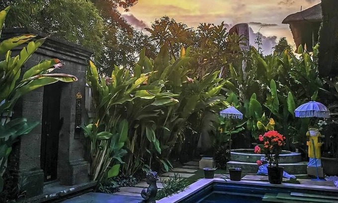 Padangsambian Villa | Promo peacefully and quiet 2 bedrooms villa with free airport pick up