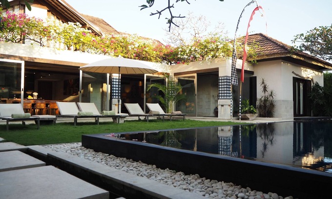 Jimbaran Bay Villa | Pronoia Dijaya 4 bdrm luxury beach villa | bali