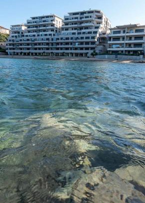 Propriano Apartment | propriano pieds dans l eau